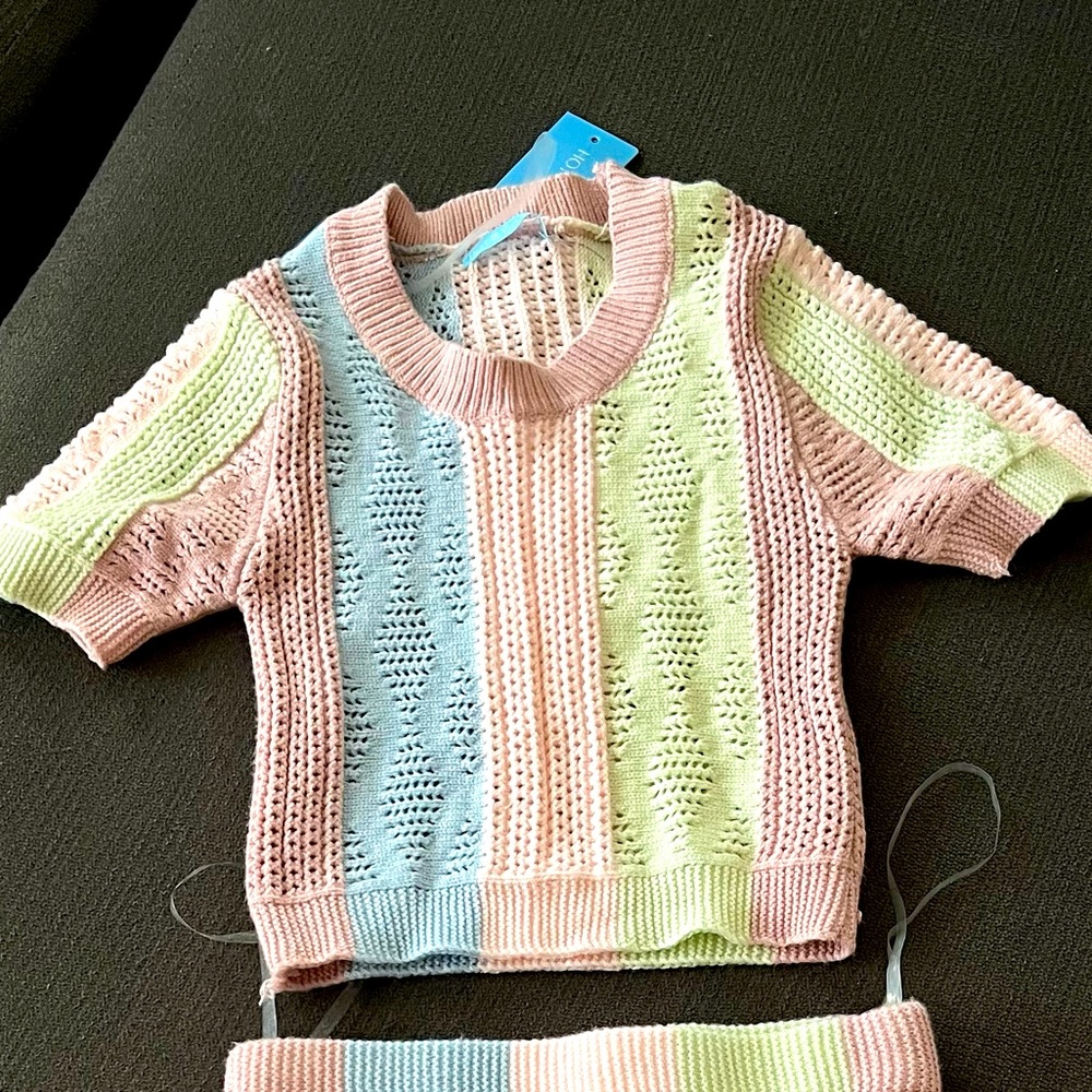 2 piece sweater set. Size small Fashion nova. Lots of stretch brand new.